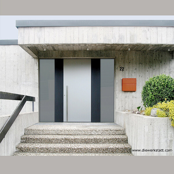 moderne Haustür im Bauhausstil Aluminium Holz schöne Haustüren mit Einbau in Luxemburg Trier Köln Bonn Mainz Wiesbaden Heidelberg Bad Kreuznach